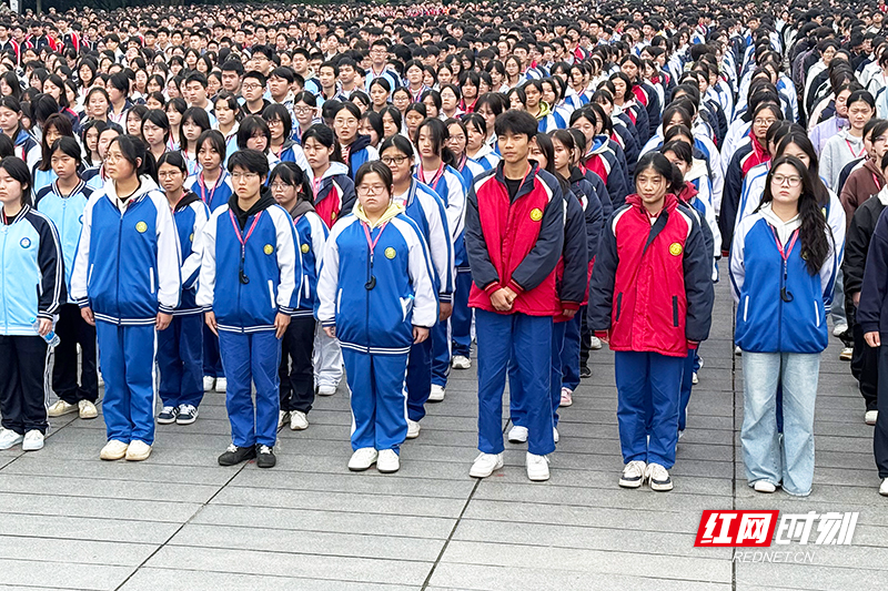球盟会入口：砥砺青春志向！渌口区一中开展“我的韶山行”红色研学活动(图1)