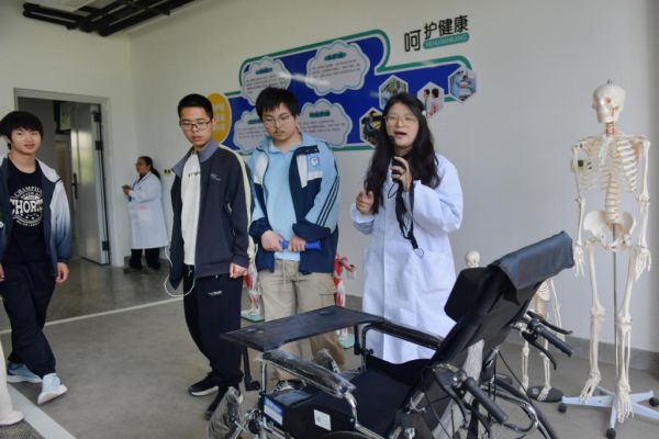 硅湖学院2025年校园开放日：沉浸式体验未来大学时光(图1)