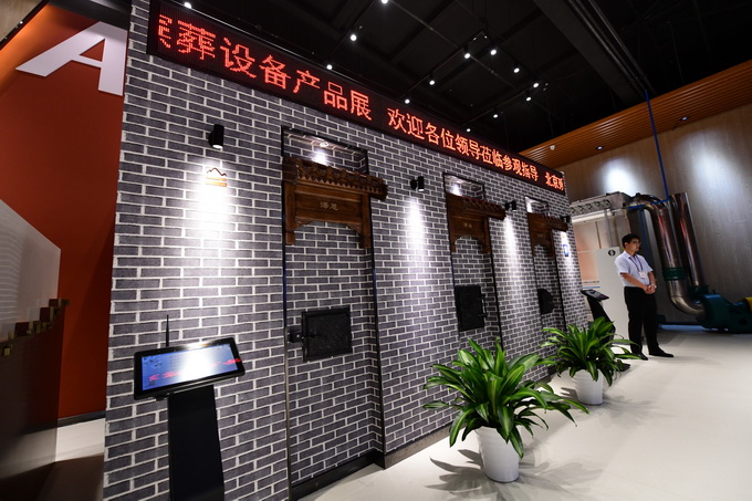 北京殡葬设备产品展开展：绿色环保科技含量高 提供个性化服务 北晚新视觉(图1)