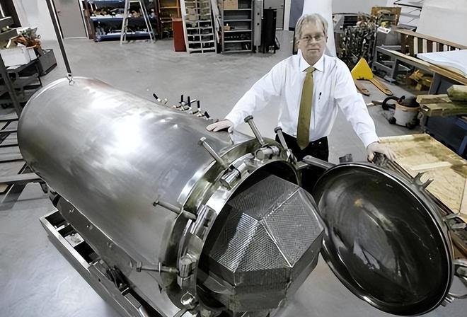 英国开始流行“水葬”：沸水煮遗体4小时彻底融化比火葬更环保(图4)