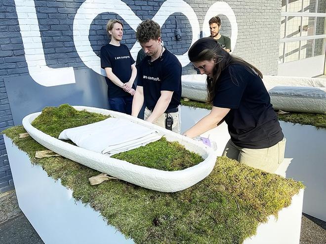 英国开始流行“水葬”：沸水煮遗体4小时彻底融化比火葬更环保(图8)