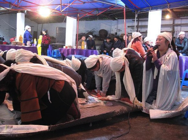 球盟会入口：揭秘“互联网+殡葬”：比房地产公司活得还精彩(图4)