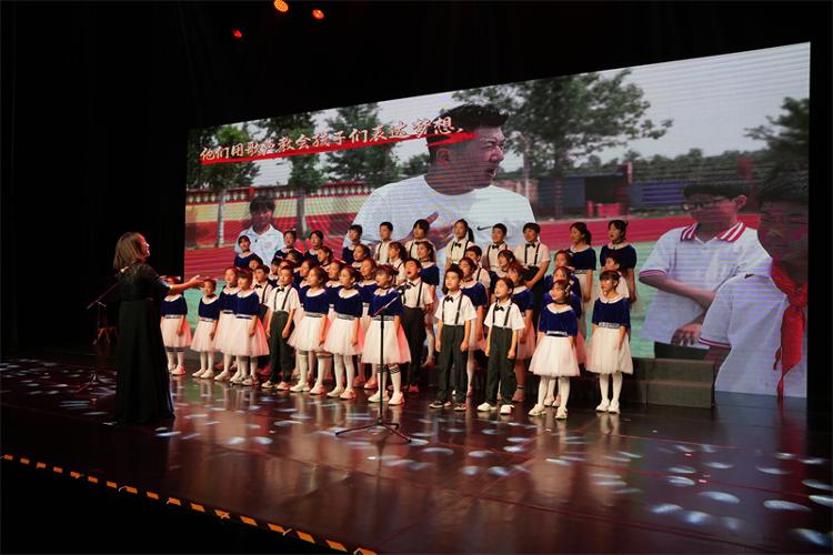 以爱为钥筑梦未来！青岛市首届困境儿童公益汇演温情上演(图7)