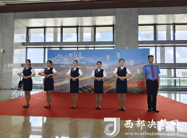 球盟会：发现最美铁路·银西高铁赓续红色血脉｜ 银西高铁：穿越黄土高原的红色动脉 赓续革命老区的奋进新篇(图1)