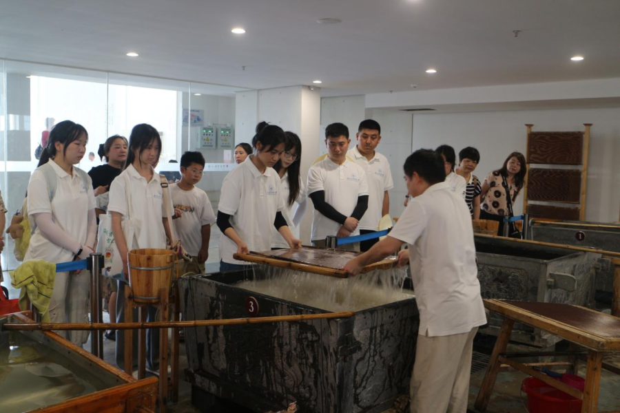 从红色薪火到非遗新声青春执笔传颂泾川夏韵(图4)