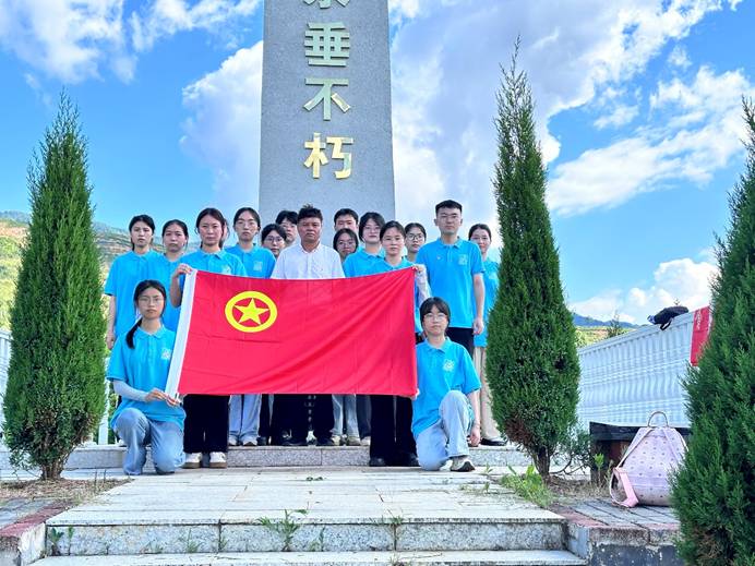 青春筑梦三下乡砥砺前行正当时 ——江西农业大学“青春‘食’践力筑梦新乡村”社会实践队深入下坊村开展三下乡活动(图5)