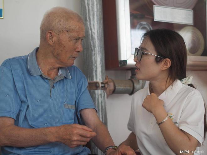 球盟会：江中医三下乡：春芽筑梦社会实践队共赴鄱湖明珠上好“大思政课”(图3)