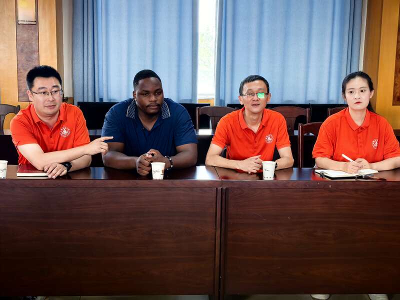 津巴布韦留学生参与安徽高校“三下乡” 勘踏徽州古桥领略文化之美(图5)