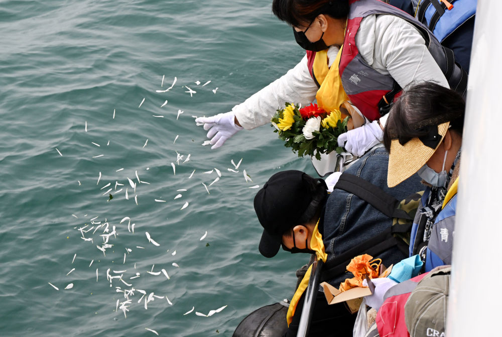 新华鲜报让逝有所安！民政部发布殡葬领域行业标准(图2)