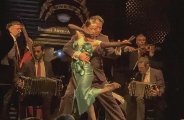 站在布宜诺斯艾利斯街头我想起了哈耶克(图2)