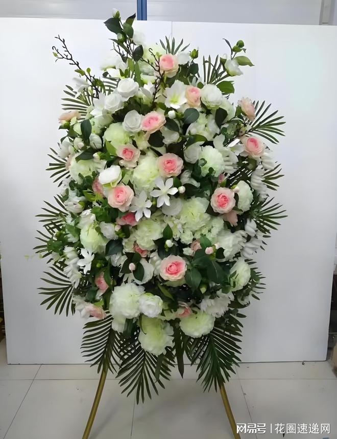 巢湖市殡仪馆代送花圈：传统习俗与现代服务的完美结合(图1)