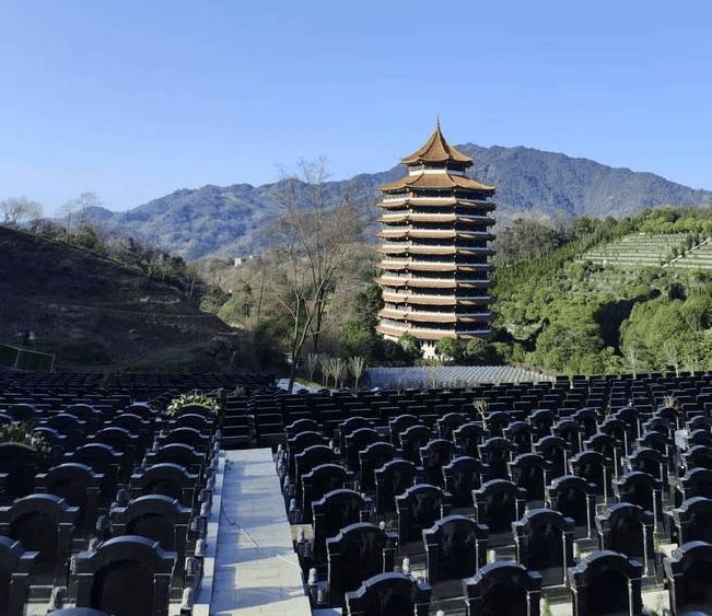 【官】成都都江堰宝山塔陵园_价格_地址_销售中心_预约看墓(图3)