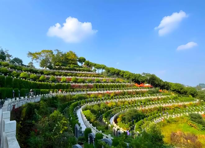 红枫艺术陵园_联系电线价格_地址_墓型介绍_官网(图4)