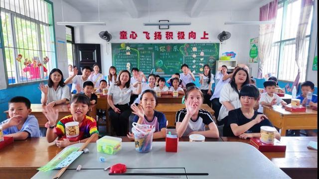 从“党的诞生地”到“红军长征出发地”这群学子收获了什么？(图3)