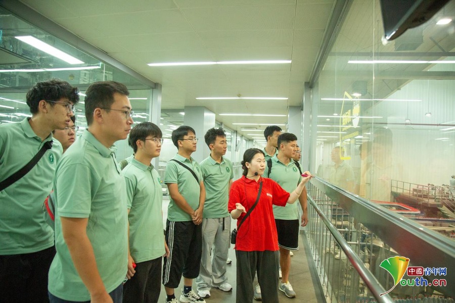 暑期实践走进红色热土内蒙古电力学子为“青春担当”接续发电(图2)